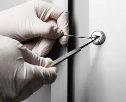 Lock Key Store Jamaica, NY 718-737-7751 - 14-Eviction-Locksmith